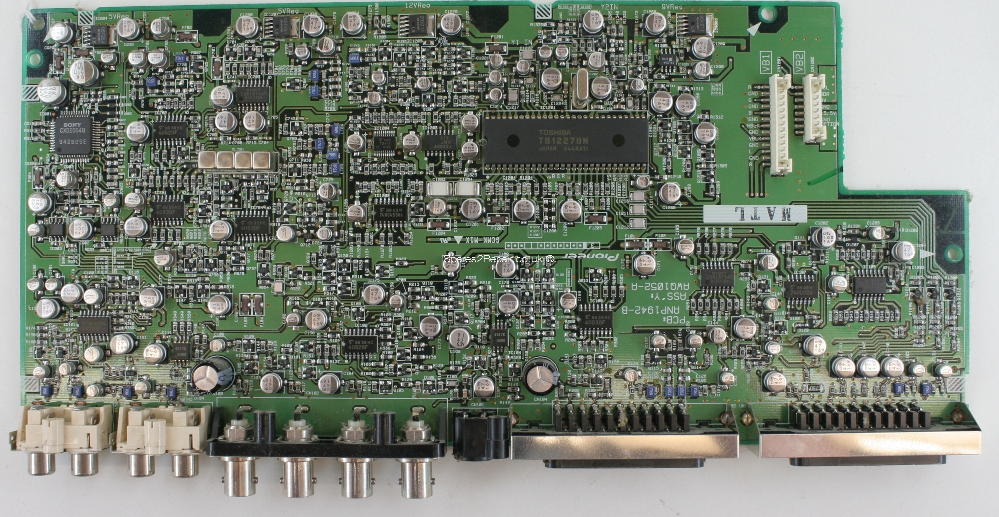 Pioneer AWQ1052-A Main AV