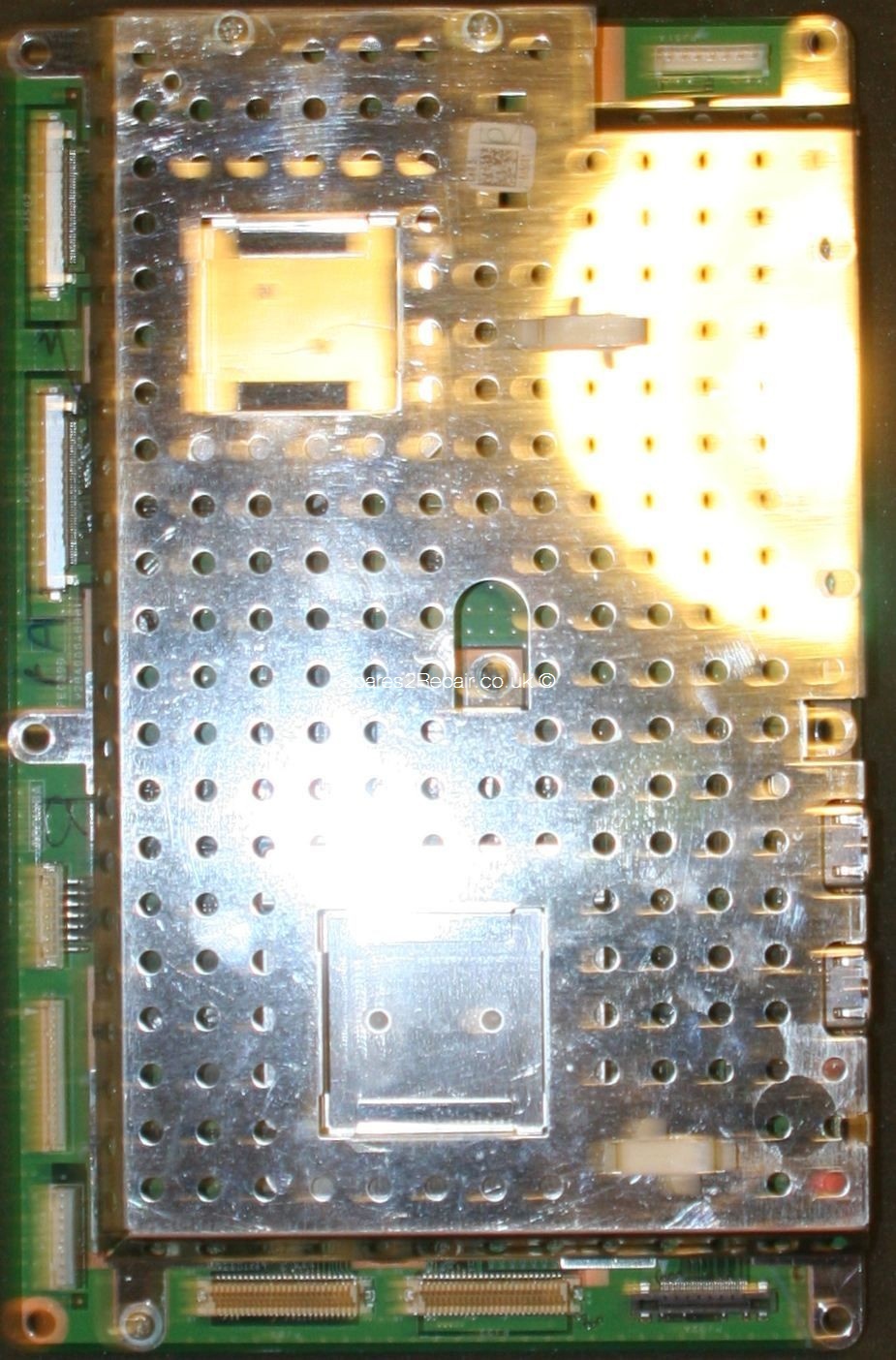 Toshiba V28A000489B1 HDMI